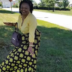 Meet your Posher, Olivia